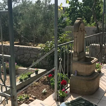 Apartment Marija Pirovac